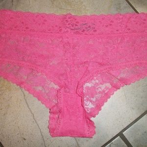 St eve Bright Coral Pink Lace Bikini Panty. NWOT